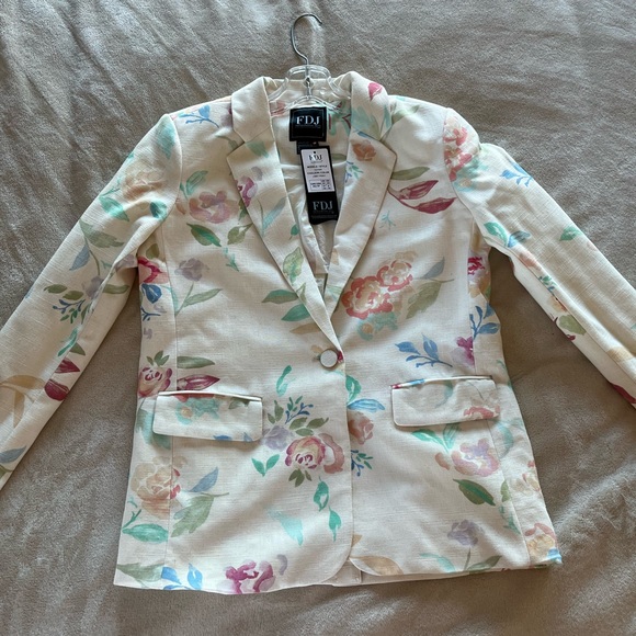 FDJ Floral Cream Blazer - Picture 7 of 9